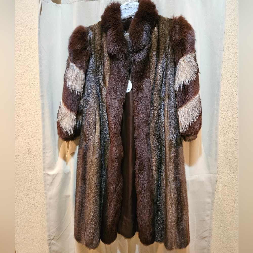 Luxurious Mahogany Mink Fur Coat with Crystal Fox Trim